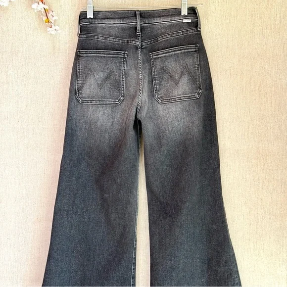 MOTHER the patch pocket twister sneak jeans in up in smoke - Picture 12 of 16
